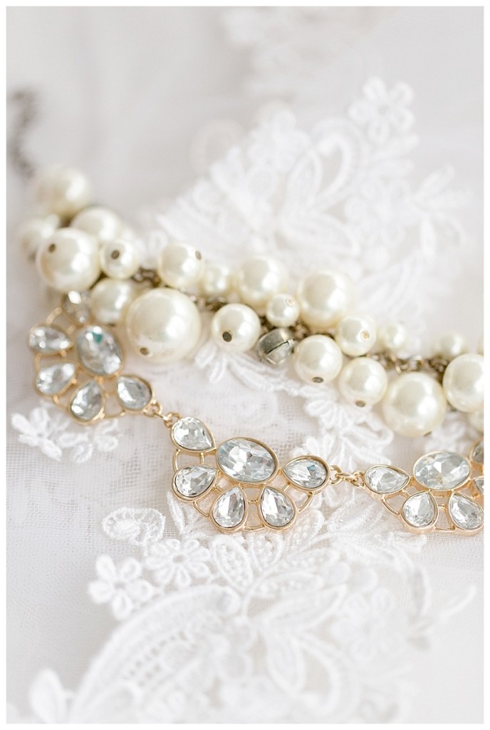 Susan Kays Keepsake Brooch Bouquets, Northeast Ohio Wedding photographers, wedding jewelry, vintage jewelry, the cannons photography