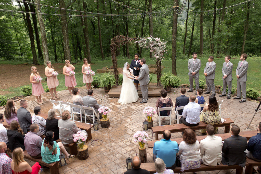 The Grand Barn at the Mohican, The Cannons Photography, thecannonsphotography.com, cannon candids photography is now the cannons, Northeast Ohio wedding venue, Northeast Ohio wedding photographer, Akron Ohio Photographer