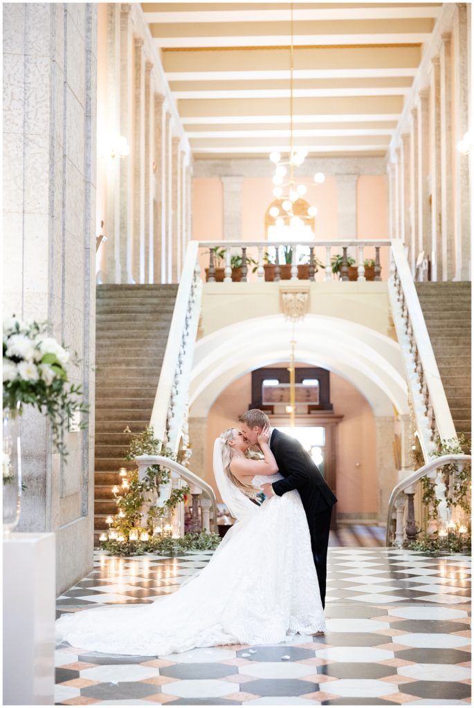 Bride and Groom Kissing at Ohio Statehouse Wedding