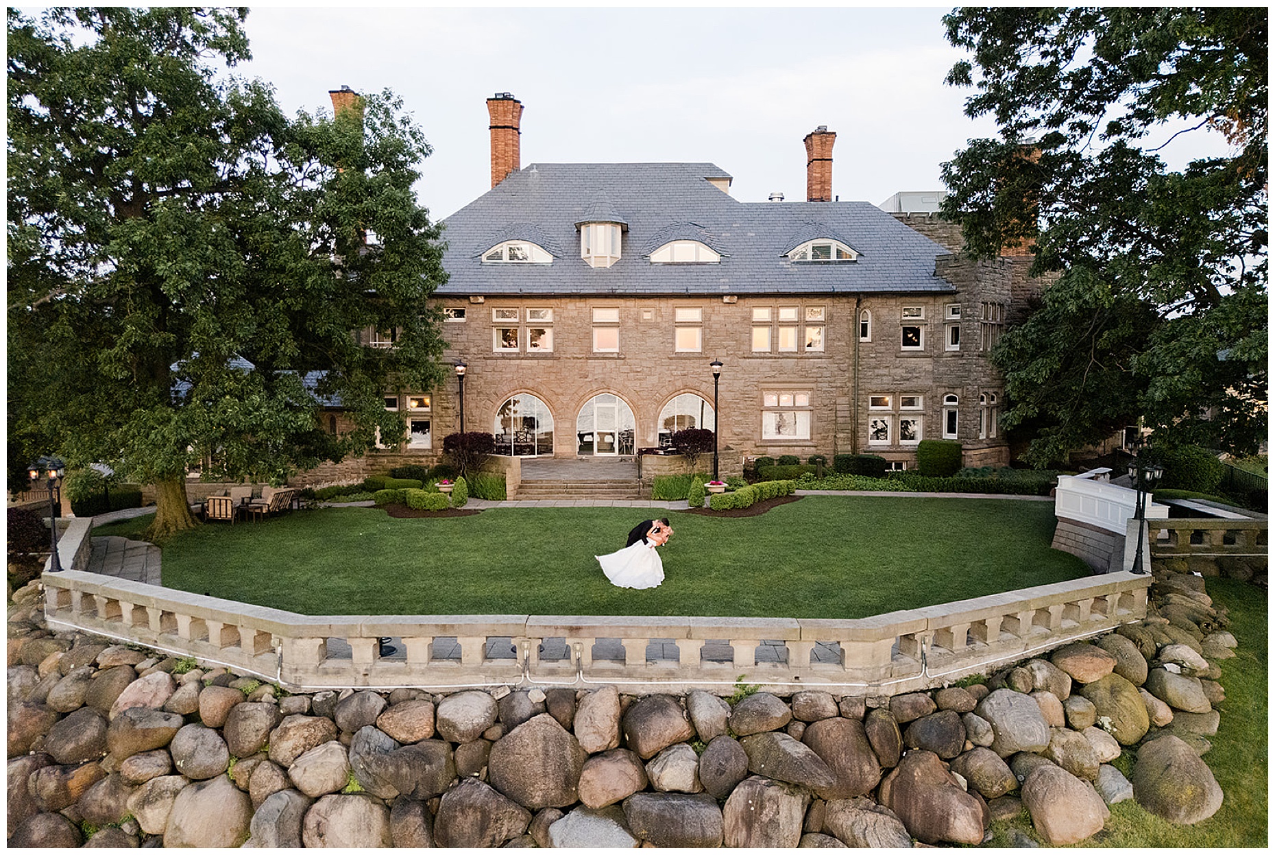 The Shoreby Club Cleveland Ohio Wedding Photographer The Cannons Photography